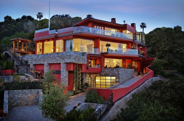 collin-and-shanes-catalina-island-house